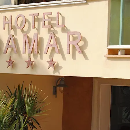 Ξενοδοχείο Bamar