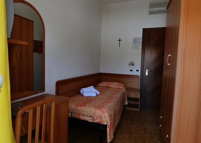 Bamar Hotell Pinarella