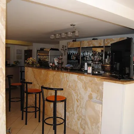 Hotel Bamar 3*